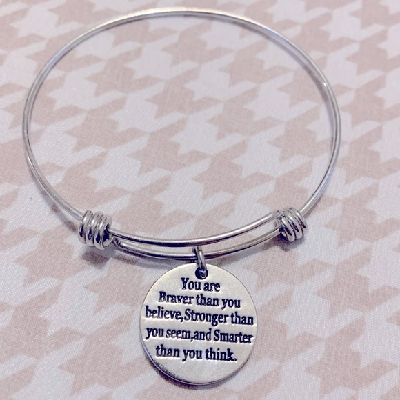 Set of 3 inspirational bangle bracelets. Silver. - Picture 3 of 4